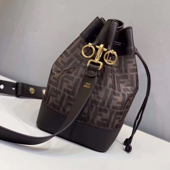 Fendi Handbags - Fendi Mon Tresor Mini Mesh Bucket Bag. NO TRADES!❌